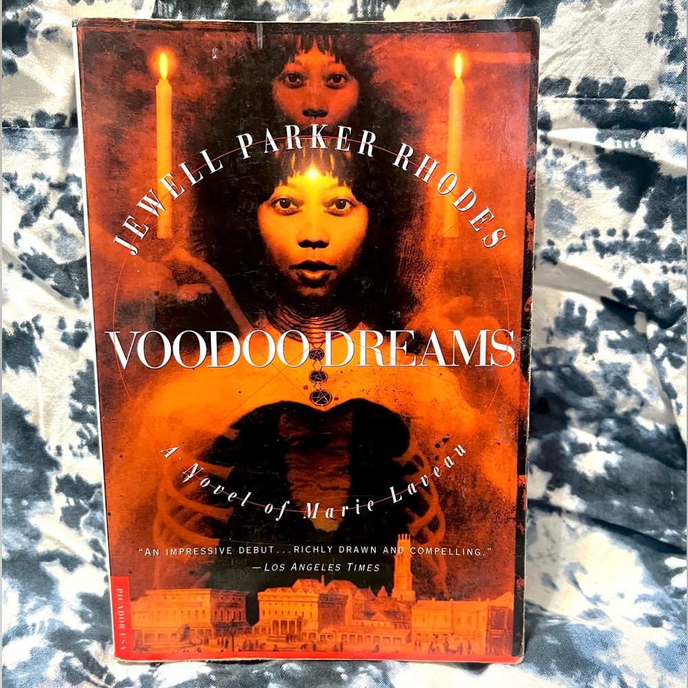 Voodoo Dreams: A Novel of Marie Laveau 🕯️